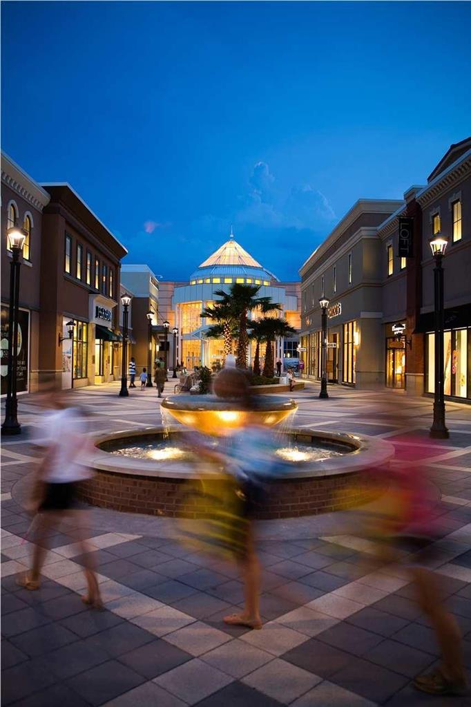 Embassy Suites Baton Rouge Servicios foto