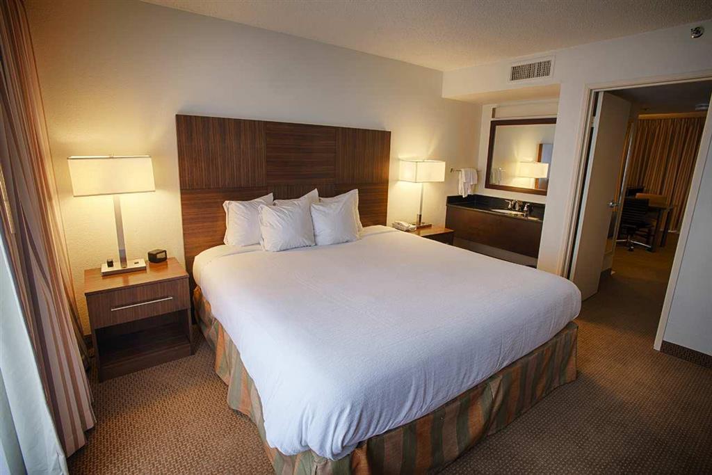 Embassy Suites Baton Rouge Habitación foto